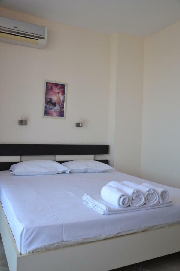 Апартаменти Хармани Sozopol Exterior foto