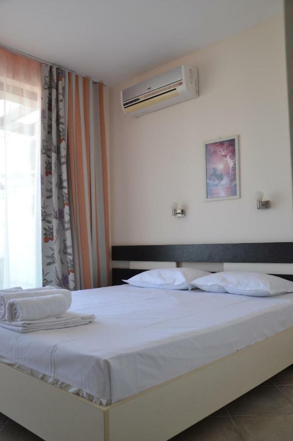 Апартаменти Хармани Sozopol Exterior foto